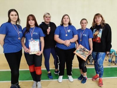 Сборная команда СФ ВолгГТУ заняла 3 место в финале городских игр по волейболу среди женских команд