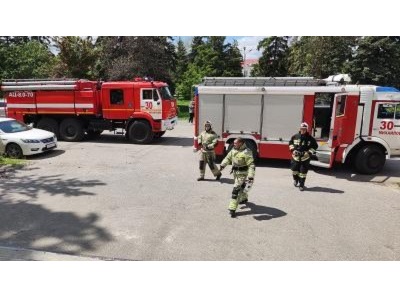 В Себряковском филиале ВолгГТУ (Корпус В) прошла тренировка по эвакуации при возникновении пожара