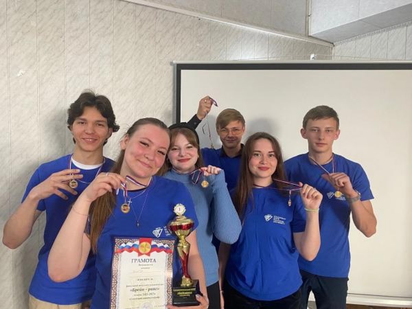 Студенты СФ ВолГТУ стали победителями сезона интеллектуальных игр «Брейн-ринг»