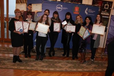 В Волгоградском музыкальном театре состоялась церемония награждения победителей регионального конкурса лучших практик волонтерской деятельности «Доброволец 34»